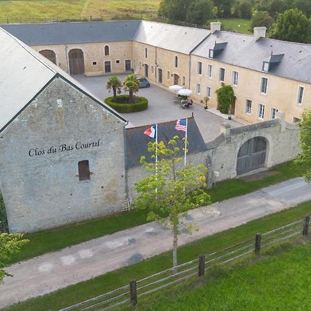Le Clos Du Bas Courtil Guesthouse B&B Omaha Beach Osmanville Экстерьер фото